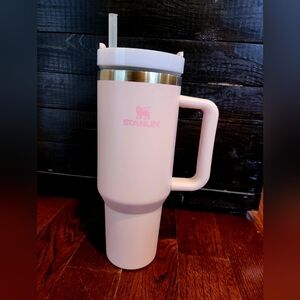 40 Oz Stanley Blush Travel Mug with Handle